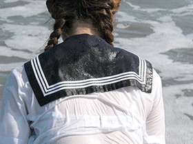 妄想女子校生 濡れて透ける制服　サンプル画像04